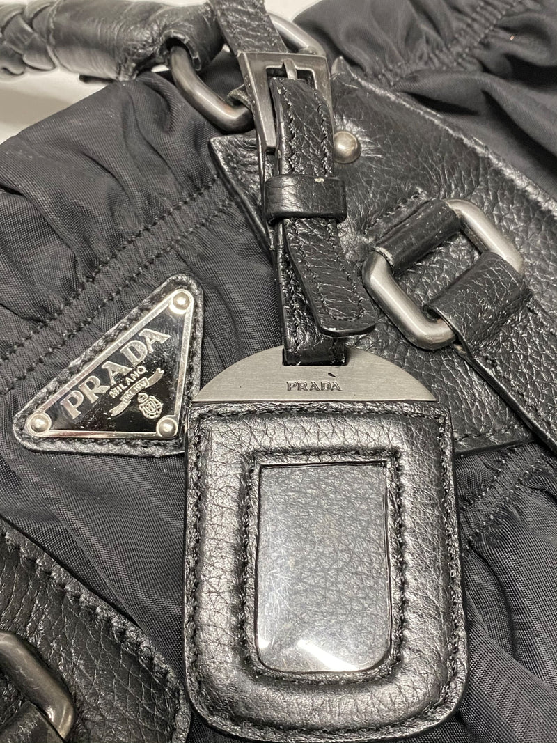 Black Leather Bag With Shoulder Strap | PRADA